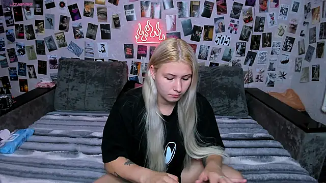 Snapshot of x_Ulya1cutex chatting on 29, 6, 2026 x Ulya1cutex online show from 29, 6, 2026