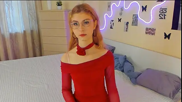 Snapshot of Secret_Touch chatting on 24, 2, 2026 Secret Touch online show from 24, 2, 2026