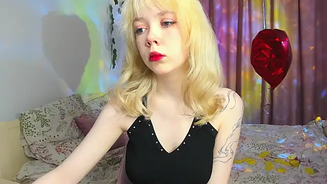 Rochelle kitty online show from 25, 3, 2026