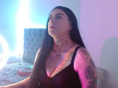 Snapshot of mia_vantt chatting on 16, 2, 2026 mia vantt online show from 16, 2, 2026