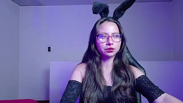 Snapshot of Mei_hells chatting on 6, 4, 2026 Mei hells online show from 6, 4, 2026