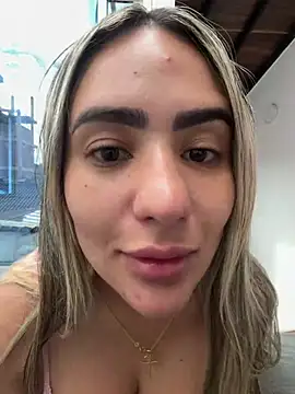 Snapshot of Miilana_ chatting on 4, 7, 2026 Miilana online show from 4, 7, 2026