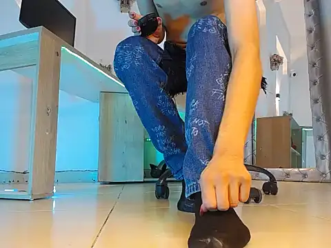 jullian ricci online show from 11, 4, 2026