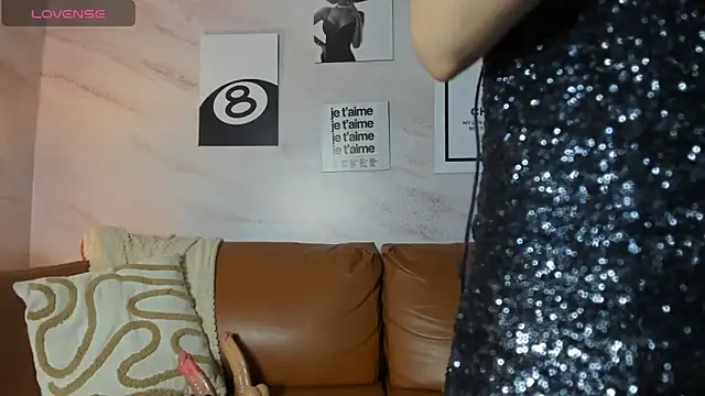 Snapshot of Hada_Magica chatting on 19, 4, 2026 Hada Magica online show from 19, 4, 2026