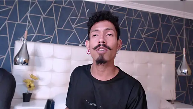 Snapshot of NoaahTylor chatting on 20, 2, 2026 NoaahTylor online show from 20, 2, 2026