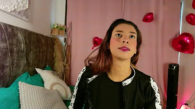 MelanyStone  online show from 19, 2, 2026