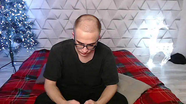 Pure Aura online show from 13, 2, 2026