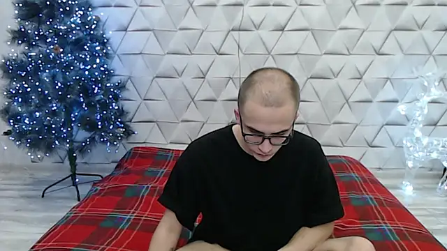 Pure Aura online show from 17, 2, 2026