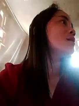 molly-xx online show from 3, 3, 2026