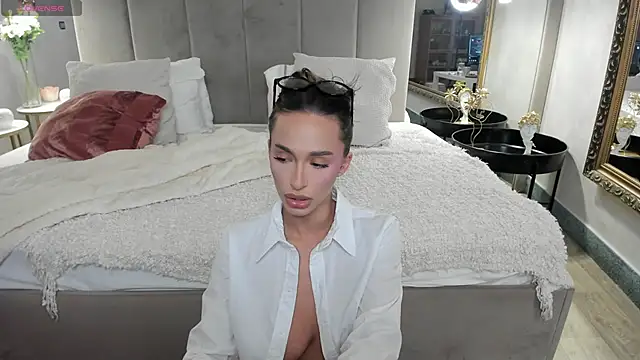 Snapshot of EvaK_ chatting on 17, 2, 2026 EvaK online show from 17, 2, 2026