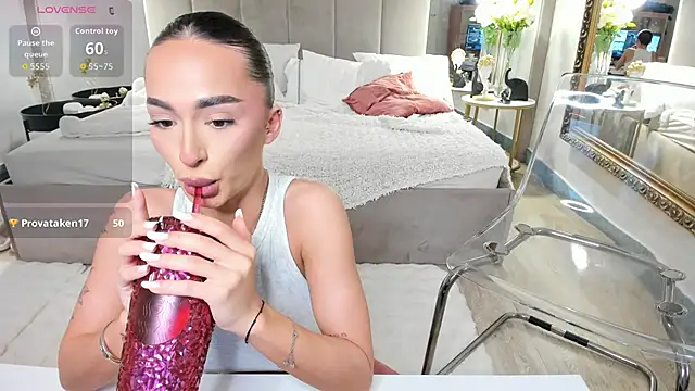 EvaK  online show from 18, 3, 2026