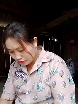 Snapshot of bany-lee chatting on 20, 4, 2026 bany-lee online show from 20, 4, 2026