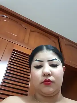 Snapshot of MadelynSmit_ chatting on 24, 2, 2026 MadelynSmit online show from 24, 2, 2026