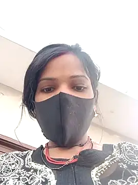 Snapshot of Desi_Couple_P chatting on 1, 3, 2026 Desi Couple P online show from 1, 3, 2026