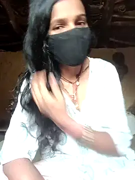 Snapshot of Desi_Couple_P chatting on 28, 4, 2026 Desi Couple P online show from 28, 4, 2026
