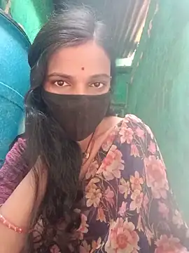 Snapshot of Desi_Couple_P chatting on 14, 6, 2026 Desi Couple P online show from 14, 6, 2026