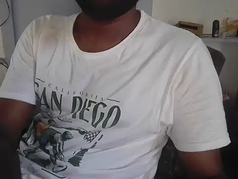 Snapshot of Tinku_1324 chatting on 27, 6, 2026 Tinku 1324 online show from 27, 6, 2026