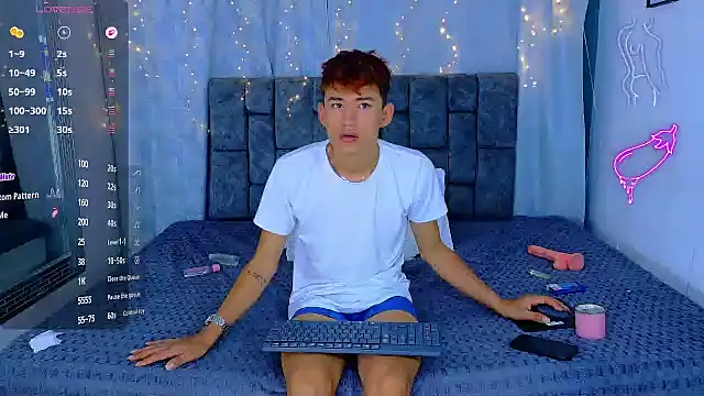 NicolasTorrez online show from 13, 4, 2026