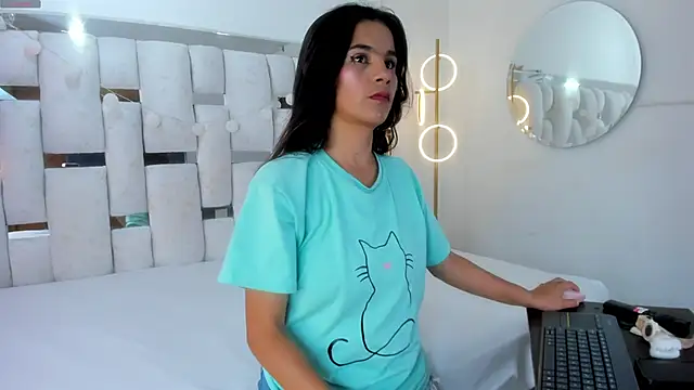 Snapshot of Emmy_lollipop chatting on 1, 3, 2026 Emmy lollipop online show from 1, 3, 2026