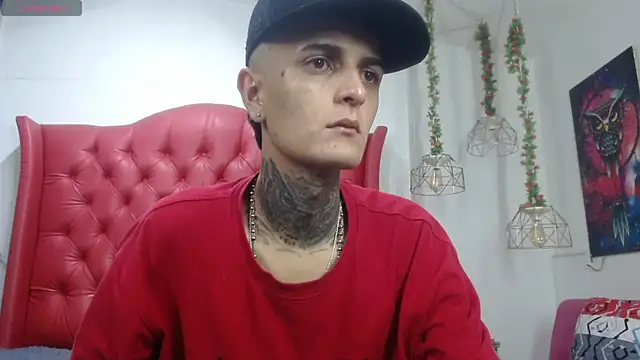 Snapshot of benjamin_anthony chatting on 18, 4, 2026 benjamin anthony online show from 18, 4, 2026