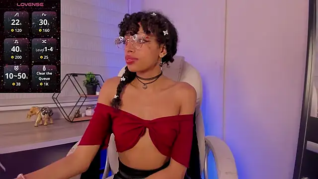 Snapshot of Tamia_25 chatting on 2, 5, 2026 Tamia 25 online show from 2, 5, 2026