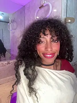 Snapshot of Tamia_25 chatting on 14, 5, 2026 Tamia 25 online show from 14, 5, 2026