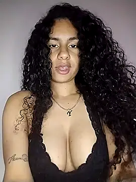 Snapshot of RizHoney chatting on 21, 2, 2026 RizHoney online show from 21, 2, 2026