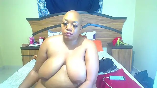 Snapshot of Queenxxxjesy chatting on 27, 4, 2026 Queenxxxjesy online show from 27, 4, 2026