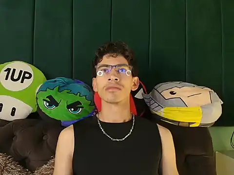 Snapshot of skinny_jean_ chatting on 24, 2, 2026 skinny jean online show from 24, 2, 2026