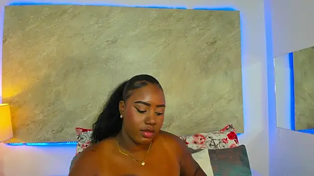 Snapshot of laia_fisher_ chatting on 18, 3, 2026 laia fisher online show from 18, 3, 2026