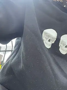 Thom sam  online show from 14, 2, 2026