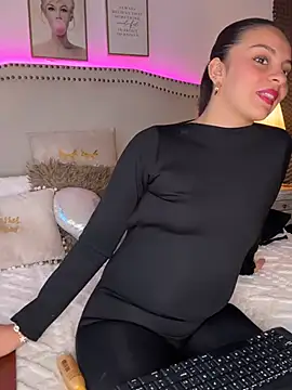 Snapshot of luisa__rosse chatting on 27, 2, 2026 luisa rosse online show from 27, 2, 2026