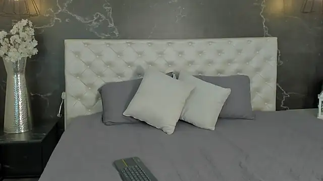 Samantha Dupre online show from 6, 3, 2026