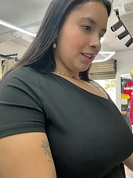 Miss Bella Flame online show from 23, 6, 2026
