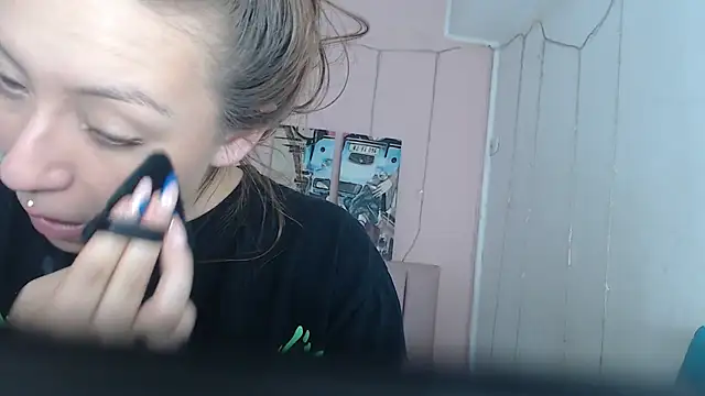 casandraroberthrs707 online show from 21, 2, 2026