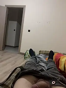 enesozkir online show from 14, 4, 2026