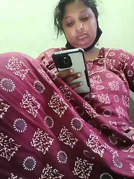 Snapshot of tamilkaviya431 chatting on 19, 5, 2026 tamilkaviya431 online show from 19, 5, 2026