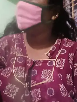 Snapshot of tamilkaviya431 chatting on 12, 6, 2026 tamilkaviya431 online show from 12, 6, 2026