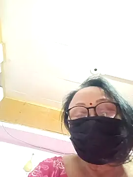 Hot-Mou11 online show from 5, 3, 2026