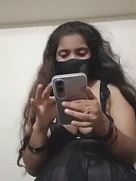tanisha-me online show from 30, 6, 2026