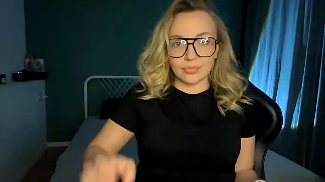 Snapshot of Miabby3 chatting on 20, 2, 2026 Miabby3 online show from 20, 2, 2026