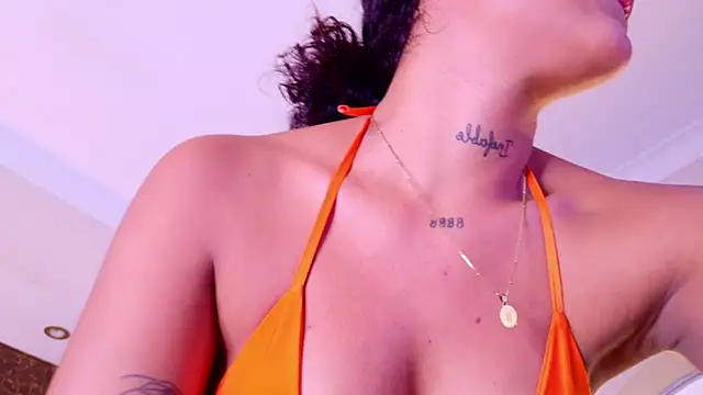 Snapshot of Kinsleybrown chatting on 21, 3, 2026 Kinsleybrown online show from 21, 3, 2026