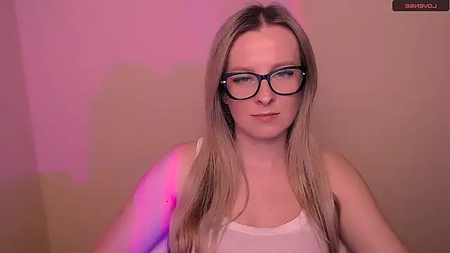 AnnePeach online show from 4, 3, 2026