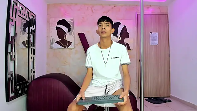 KITTY BOSH online show from 17, 2, 2026