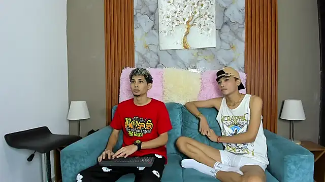 Snapshot of YOUNG_BOYS_HELL chatting on 14, 2, 2026 YOUNG BOYS HELL online show from 14, 2, 2026