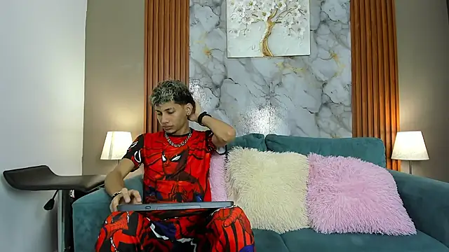 Snapshot of YOUNG_BOYS_HELL chatting on 1, 3, 2026 YOUNG BOYS HELL online show from 1, 3, 2026