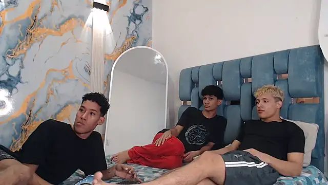 GREEN BOYS online show from 13, 4, 2026