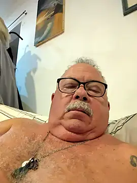 Snapshot of bylytom27 chatting on 24, 2, 2026 bylytom27 online show from 24, 2, 2026