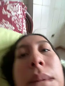 Snapshot of Valentinacouple chatting on 29, 3, 2026 Valentinacouple online show from 29, 3, 2026