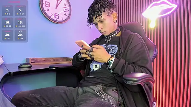 Snapshot of Maximoking26 chatting on 24, 2, 2026 Maximoking26 online show from 24, 2, 2026